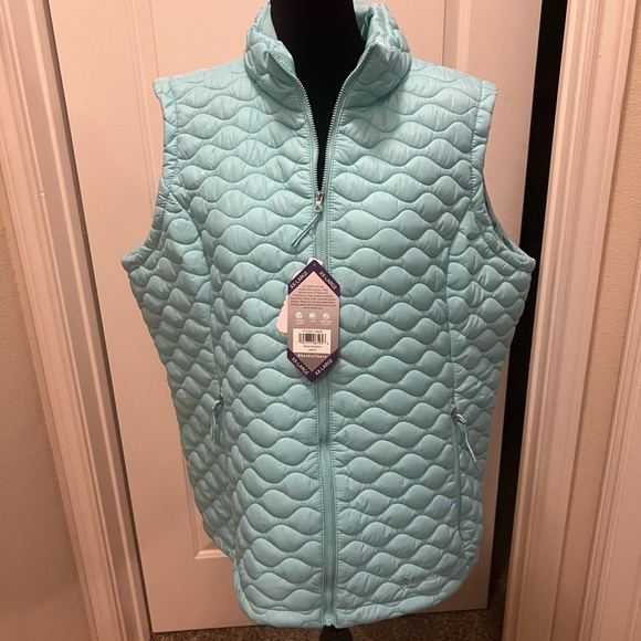 Quilted vest by “Free Country “. This vest is nwt. - Picture 1 of 5